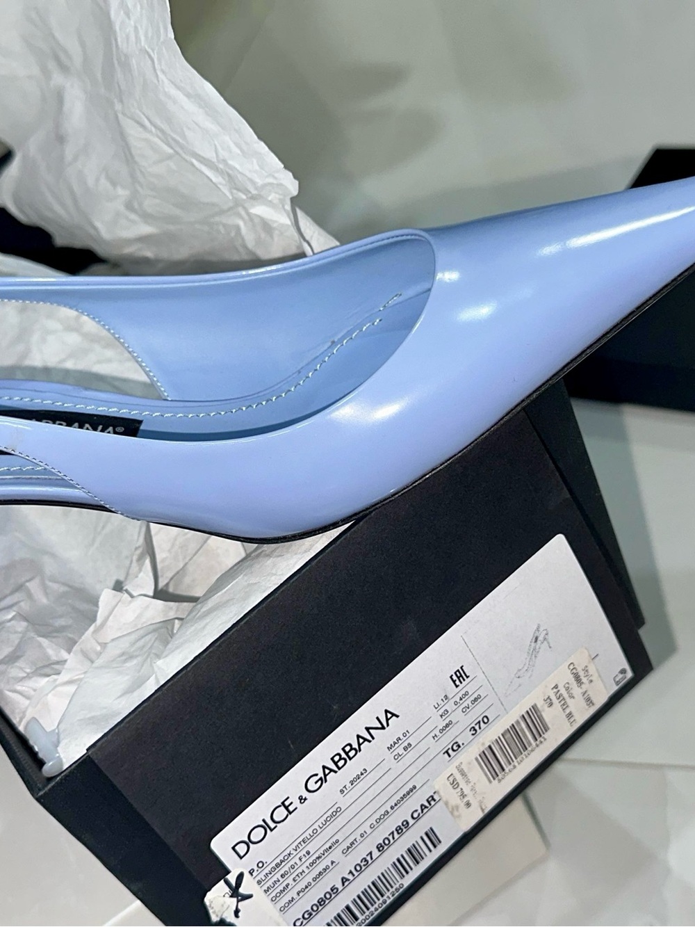 Dolce & Gabbana Pastel Blue Pointed Leather Pump